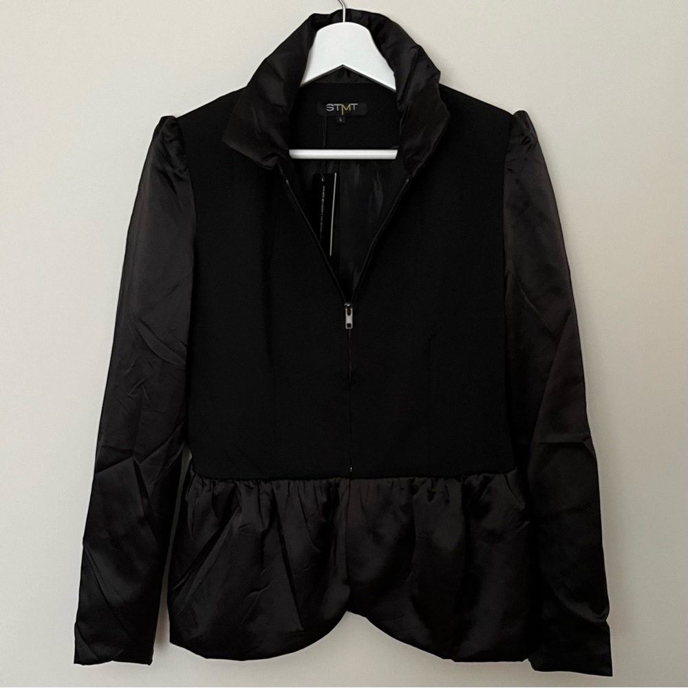 STMT • L • Black Zip Up Blazer Jacket Satin Collar & Sleeve